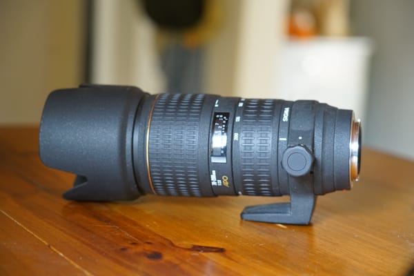 Sigma 70-200mm f/2.8 APO EX: A Lens of Uncompromising Excellence